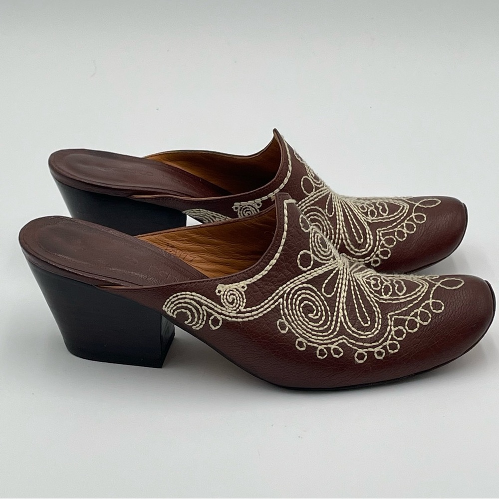 Jessica Bennett leather Clog Mule 7.5 Embroidered Brown Bootie Festival Cosplay
